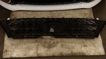 Тюнингуем решетку радиатора на Лада Веста