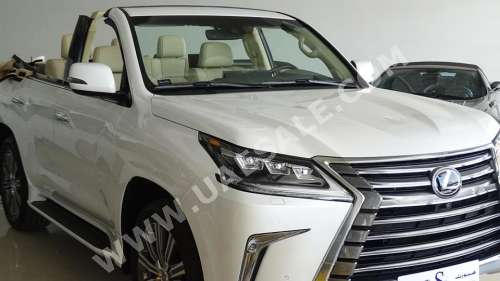 Арабские специалисты сделали из Lexus LX кабриолет