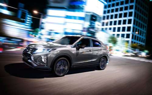 Кроссоверов Mitsubishi Eclipse Cross Black Edition уже в России