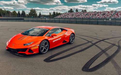Lamborghini Huracan Evo начал свои продажи в РФ