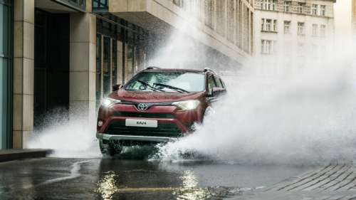 Toyota - самая прибыльная марка в России