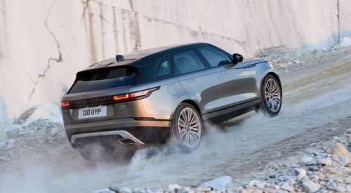 Озвучено время начала продаж Range Rover Velar в РФ