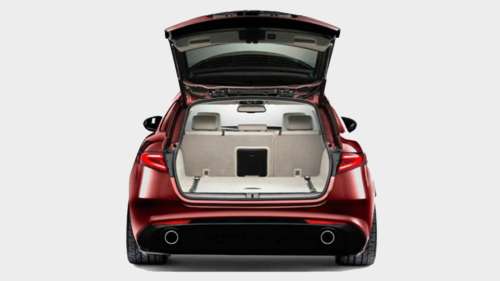 Интернетом пролетела первая фотография Alfa Romeo Giulia в кузове универсал