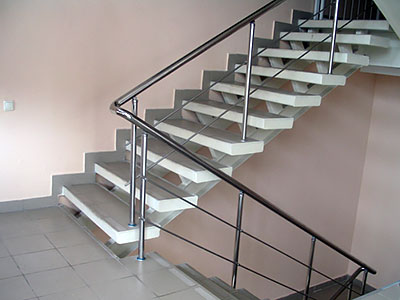 Ограждения из нержавеющей стали: надежность, стиль и функциональность