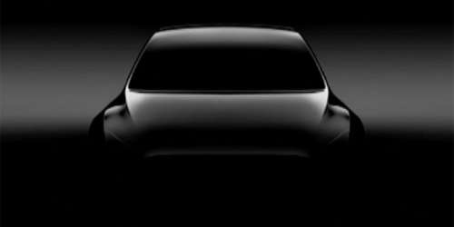 Илон Маск назвал дату премьеры маленького кроссовера Tesla