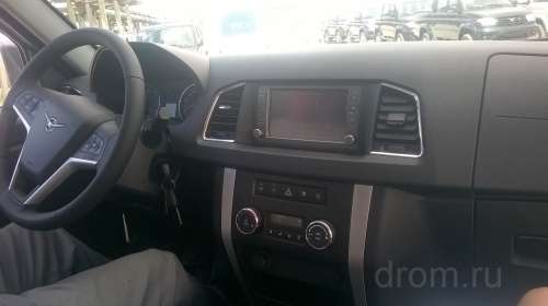 Сеть пополнили снимки салона новейшего УАЗ ПАТРИОТ