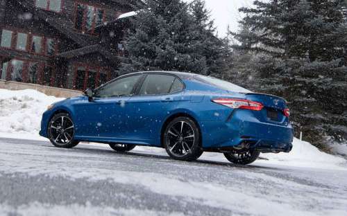 Объявлены цены на новую Toyota Camry