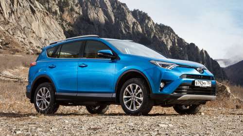 В России стартовала продажа Toyota RAV4 Exclusive