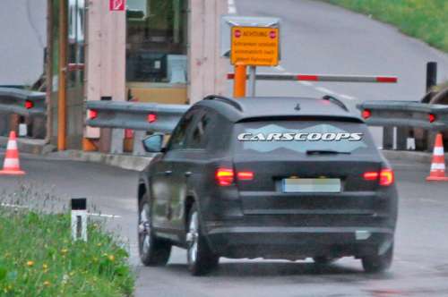 Паркетник Skoda Kodiaq заметили на тестах