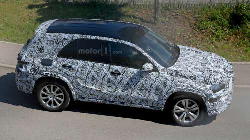 Mercedes-Benz начала тестировать новое поколение GLE