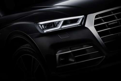 Audi показала переднюю и заднюю часть новейшего Q5
