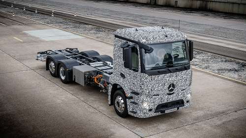 Mercedes-Benz создал электротягач