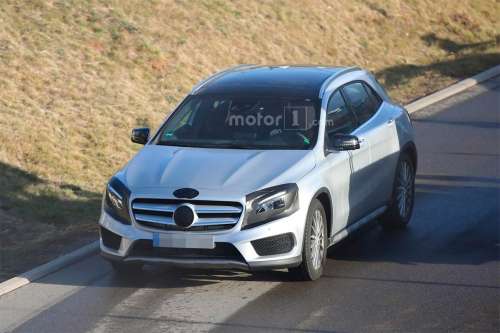 Mercedes начала окончательные тесты рестайлингового GLA