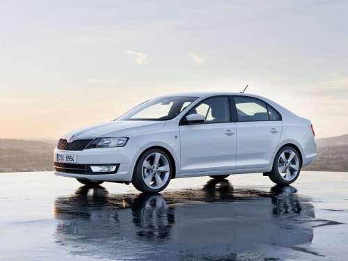 Минимальная цена Skoda Rapid - 585 000 рублей