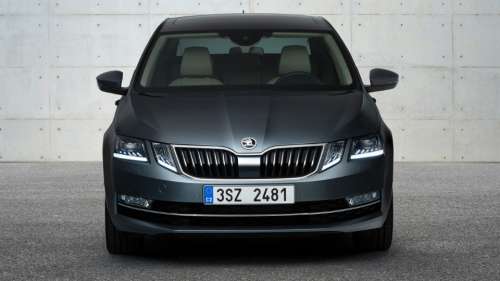 Skoda Octavia получила обновления и светодиодные фары