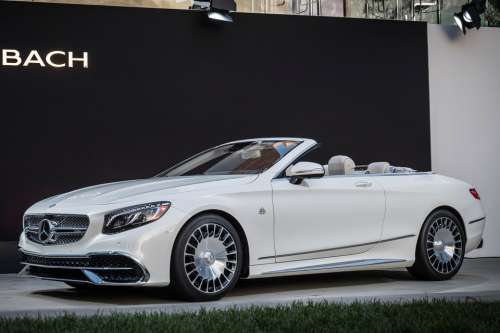 Стало известно, когда кабриолет Maybach приедет в Россию