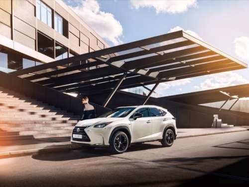 Новенькую версию Lexus NX можно купить в РФ