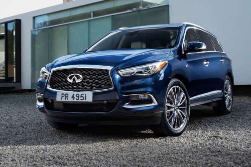 Infiniti поведала о новшествах российского кросса QX60