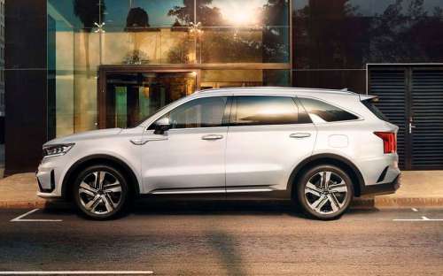 Появились официальные фото Kia Sorento нового поколения