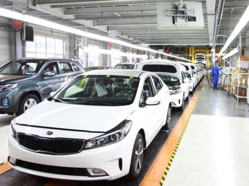 На АВТОТОРе начали производство рестайлингового седана KIA Cerato