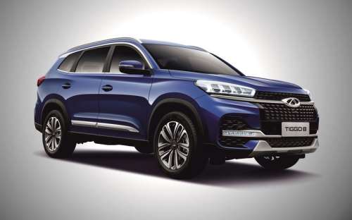 Появились первые фото салона Chery Tiggo 8