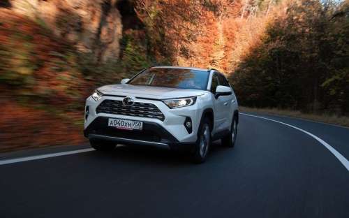Старт продаж Toyota RAV4 в России