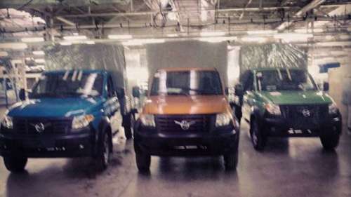 В Сеть попал «живой» снимок новенького «УАЗ Карго»