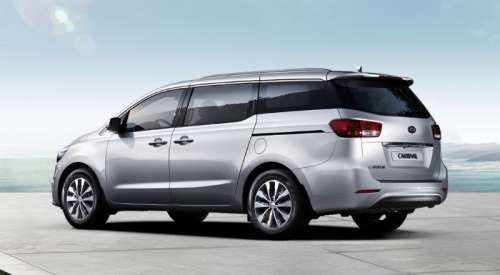 Минивэн Kia Carnival подготавливается к обновлению