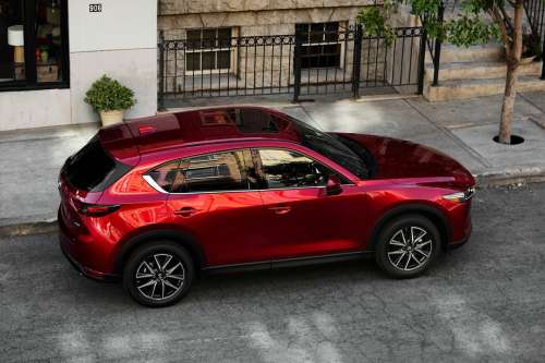 В РФ новая Mazda CX-5 появится в следующем году