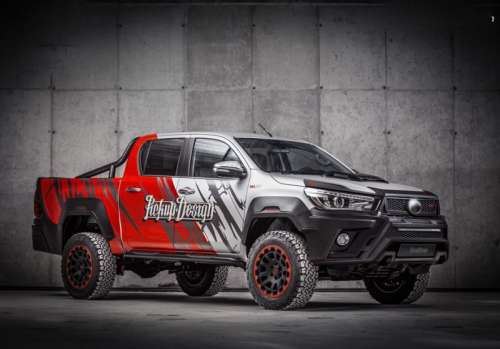 Toyota Hilux превратился в агрессивного зверя