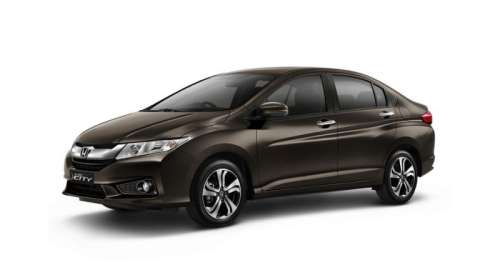 Сетью распространились новенькие снимки обновленного 4-дверного Honda City