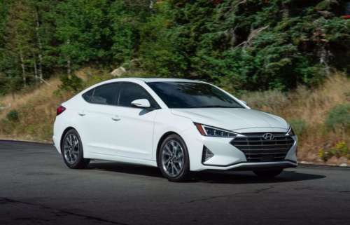 Обновленная Hyundai Elantra получила цены в рублях