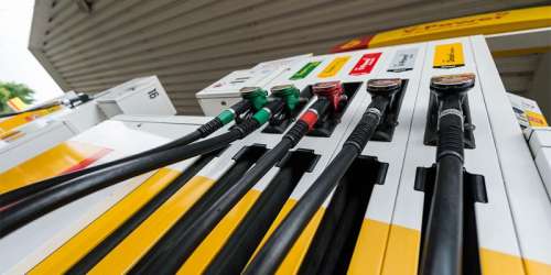 Нефтяники просят правительство поднять цены на бензин?